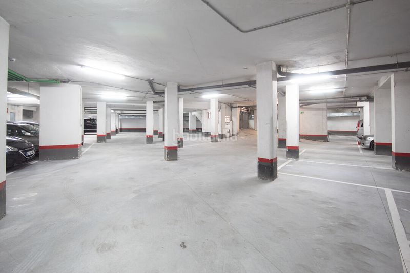 Foto fddc1b41-2b6c-4b1e-9dee-9d06e7cb49da. Aparcament cotxe a Riazor - Visma Coruña (A)