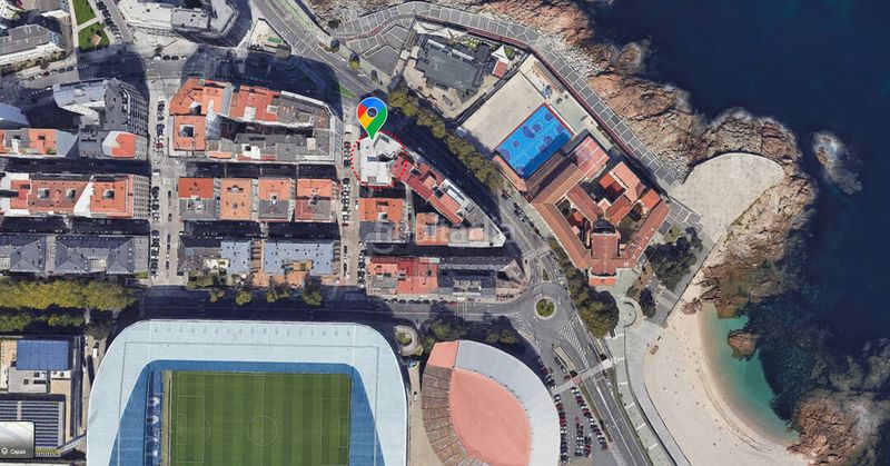 Foto ff799017-a41a-4f37-b9cc-26fd4d18a43c. Aparcament cotxe a Riazor - Visma Coruña (A)