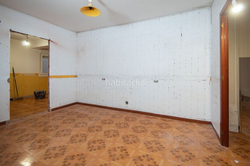 Foto eaec1dd8-38a8-47ad-be65-dc9cccd57806. Piso en Carballo