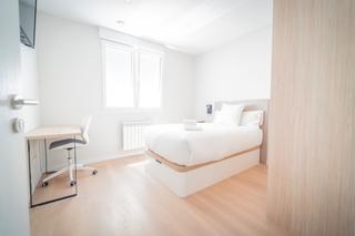 Miete Etagenwohnung in Plaza de España. Piso para compartir