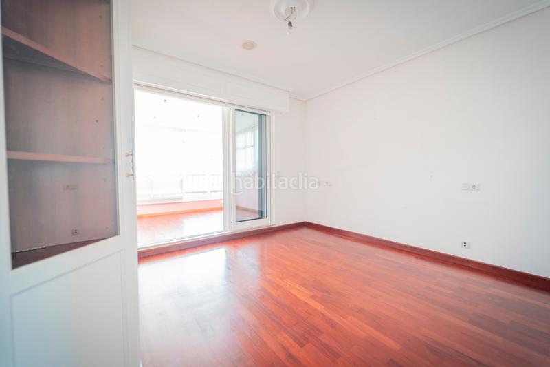 Foto 514b434f-2e5e-4f42-982a-9ed64c2185c6. Appartement avec chauffage parking dans Zona Ultramar Ferrol