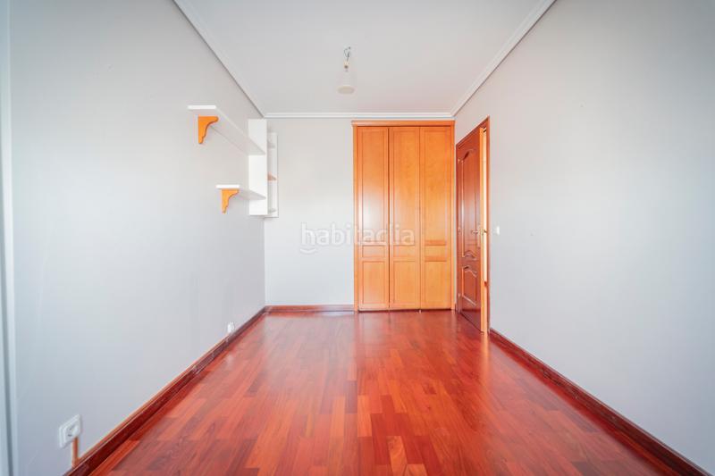 Foto 88d2aba5-3240-49ee-b5d8-e8755cee5577. Appartement avec chauffage parking dans Zona Ultramar Ferrol