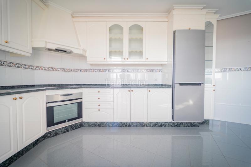 Foto dc75dc62-70a1-4ea1-8ff1-3bd6077d829d. Appartement avec chauffage parking dans Zona Ultramar Ferrol