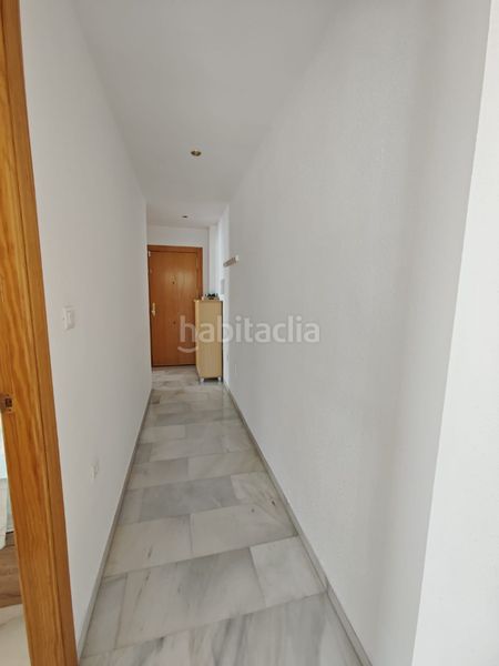 Foto 66a7ce85-98d6-4d2a-a99b-d6a3abdc19ff. Àtic a calle azucarera 15 a Paseo Marítimo de Levante Torre del Mar