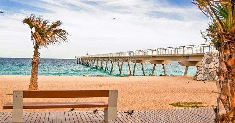 Foto 48313362-434a-4b52-aab0-4c0367dfc1f2. Traspàs local comercial a Port Badalona