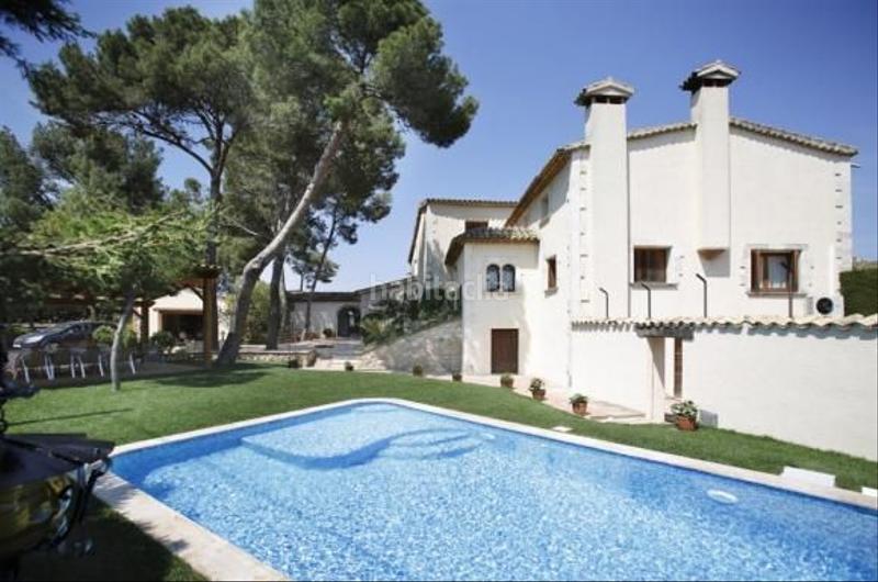 Foto 07738aca-00b4-4e76-9a3a-08e2558f111a. Pas-de-porte local commercial dans Mercat Rubí