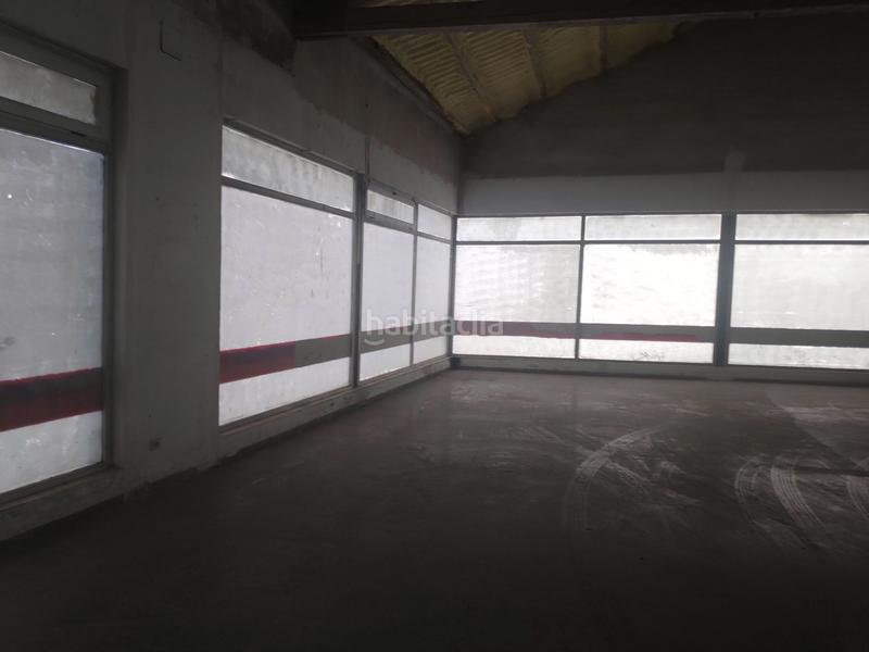 Foto 7cfa2554-25bc-4dd8-81ee-18cccddd225c. Nau industrial a Ca n'Aurell Terrassa