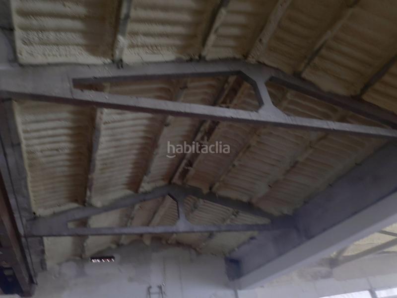 Foto c364010d-ecde-4d14-9b59-9cb3e5fc9043. Nau industrial a Ca n'Aurell Terrassa