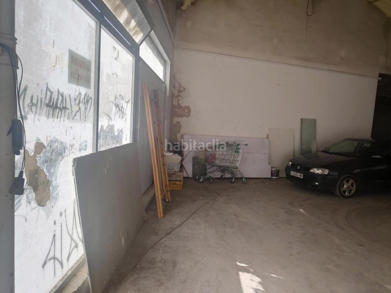 Foto e506df64-1a80-452a-ba9f-85a32f9cbf67. Nau industrial a Ca n'Aurell Terrassa