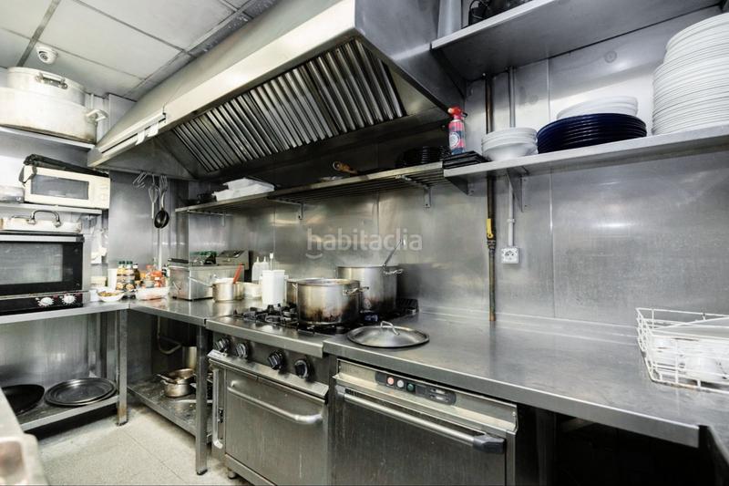 Foto a6b40443-dda7-4e74-896b-251967982559. Traspaso local comercial traspaso charcutería con degustación en Poblenou, en Barcelona