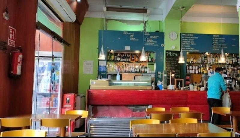 Foto 2f2efea5-d7ec-4184-94f8-e58f0e845009. Pas-de-porte local commercial dans Centre Sabadell