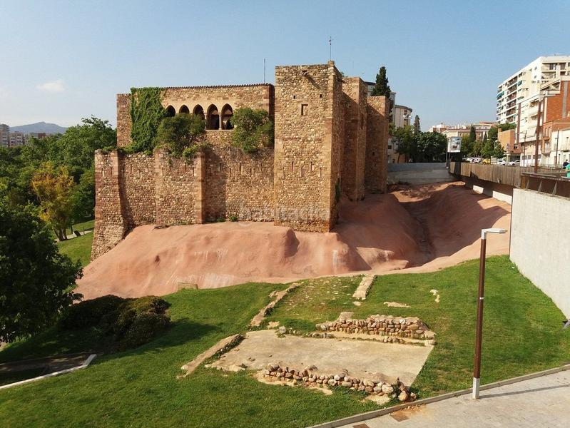 Foto eeb3d914-d390-4bc8-8f93-4274c0e04a79. Trapasso locale commerciale in Ca n'Aurell Terrassa