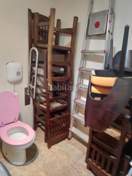 Foto b9d1b08c-f24e-42f2-a989-24f1f0cc25ac. Traspaso local comercial traspaso de restaurante con licencia de barrestaurante en Castellar del Vallès