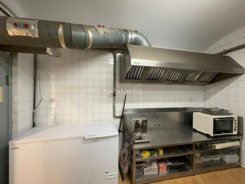 Foto 64b9612d-b7cb-4f73-991c-ebadbe1d58ee. Traspàs local comercial a Vila de Gràcia Barcelona