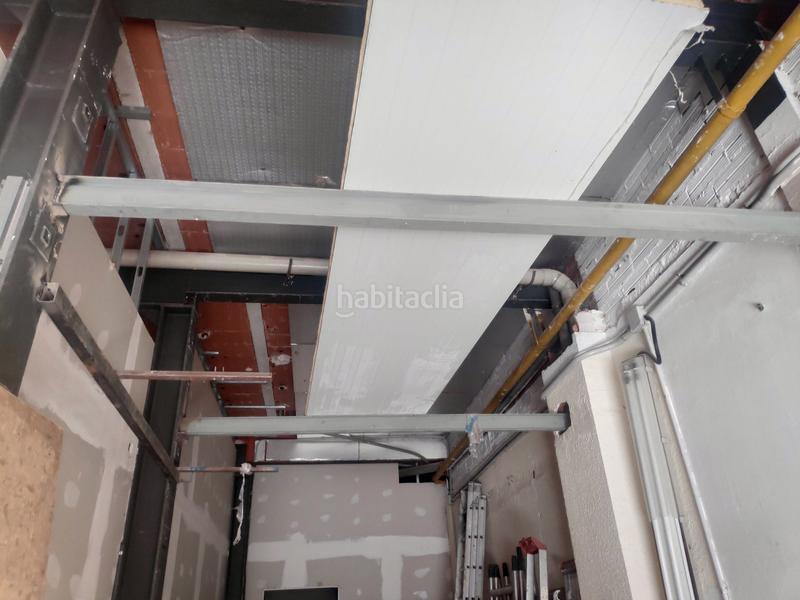 Foto 0737787a-67f6-4594-8195-27d44bf97467. Locale commerciale in Centre Viladecans