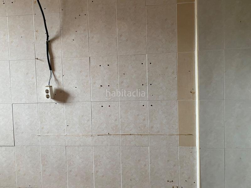 Foto 2ac66b02-4a73-4367-81fe-e5fe147b3ad7. Local comercial local en venta en Olesa de Montserrat