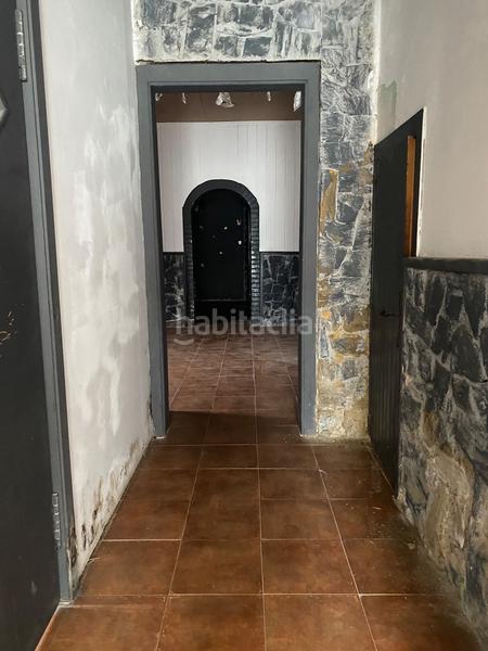 Foto 83f2f9e7-0fa0-4dda-b0bb-775259692967. Local comercial local en venta en Olesa de Montserrat