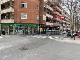 Pas-de-porte Local commercial à Riu Sud. Traspaso de local con licencia c3 en santa coloma de gramenet