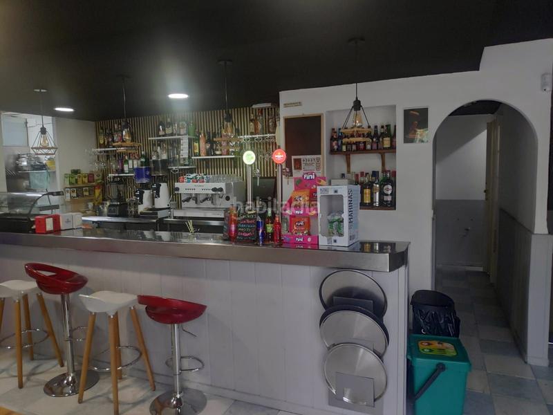 Foto c88fd95a-4350-4ede-9d4b-33a4827108fe. Traspàs local comercial a Martinica - Ateneu Cerdanyola del Vallès