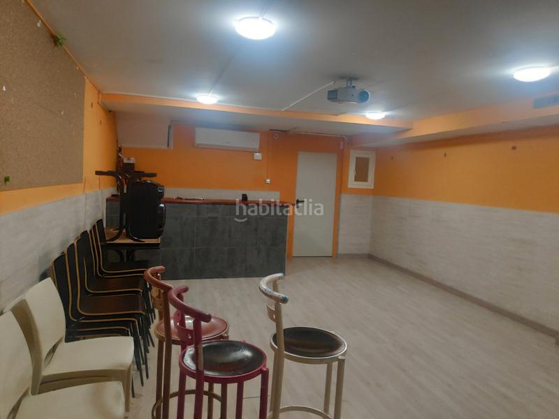 Foto 1a577570-ac07-4c93-9c1b-73caee393ab2. Trapasso locale commerciale in La Marina del Port Barcelona