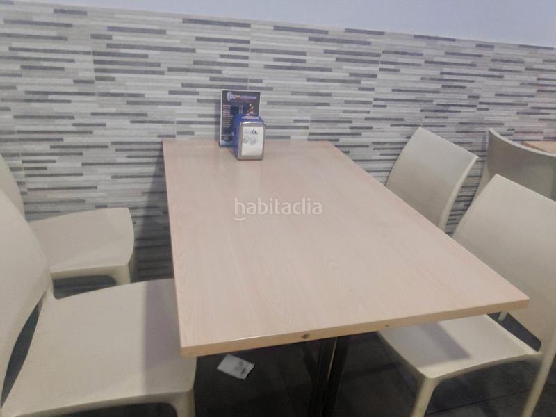 Foto c726e2f7-87c5-4eac-814f-a683d9a448c9. Trapasso locale commerciale in La Marina del Port Barcelona