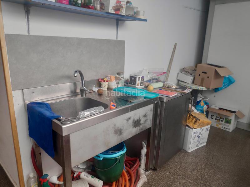 Foto 59935bb6-6278-4b35-bfe9-41ecb0be21c4. Pas-de-porte local commercial dans La Verneda - La Pau Barcelona