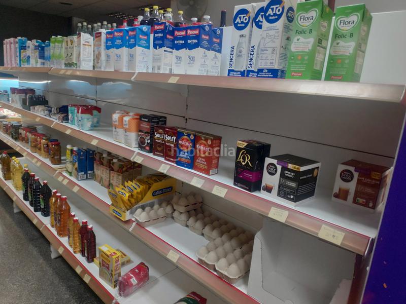 Foto 780074bc-c383-4970-90b8-f4bd8626b9de. Pas-de-porte local commercial dans La Verneda - La Pau Barcelona