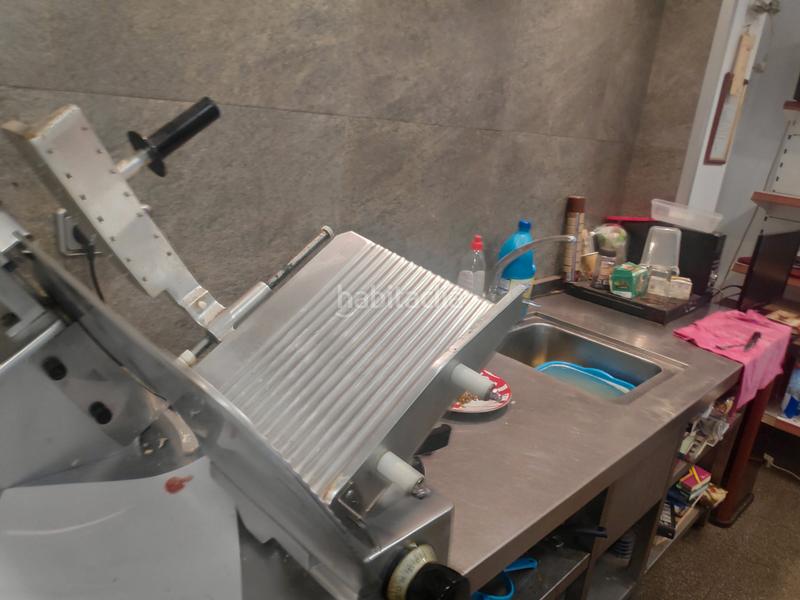 Foto 7e235ee2-14a0-43d5-b695-8e6caf7cbf8a. Trapasso locale commerciale in La Verneda - La Pau Barcelona