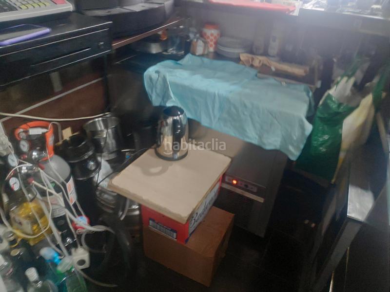 Foto f332d4d7-cfd3-44bf-9877-505fc75fae22. Pas-de-porte local commercial dans La Torrassa Hospitalet de Llobregat (L´)