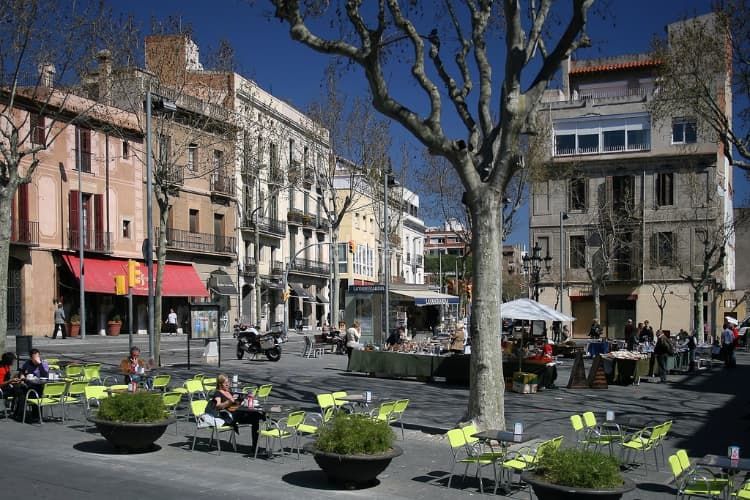 Foto aa8d8445-b32a-4ae8-9c81-83d91475f695. Traspàs local comercial amb calefacció a Putget - Farró Barcelona