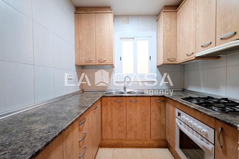 Foto 38529b67-041b-4747-b2bd-158443f8e95d. Etagenwohnung mit heizung in Roquetes Barcelona