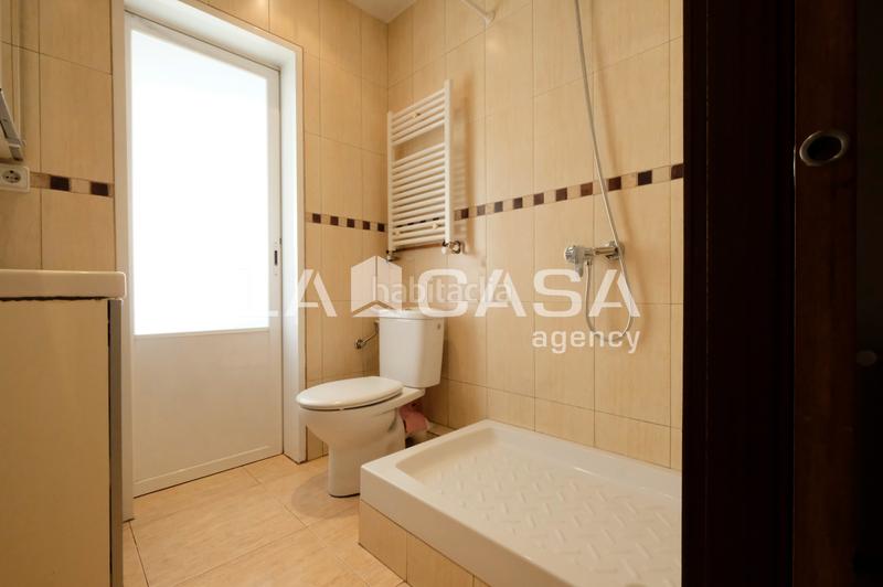 Foto dbf02fa9-1f70-4d2f-b2bf-945ee65e9591. Etagenwohnung mit heizung in Roquetes Barcelona