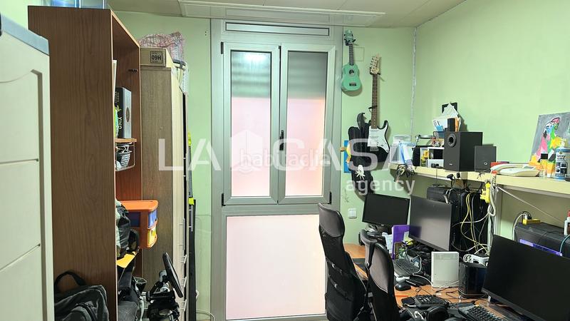 Foto cb71f389-129c-4a3d-8c8d-73bd62941c35. Ground floor with heating in Porta Barcelona