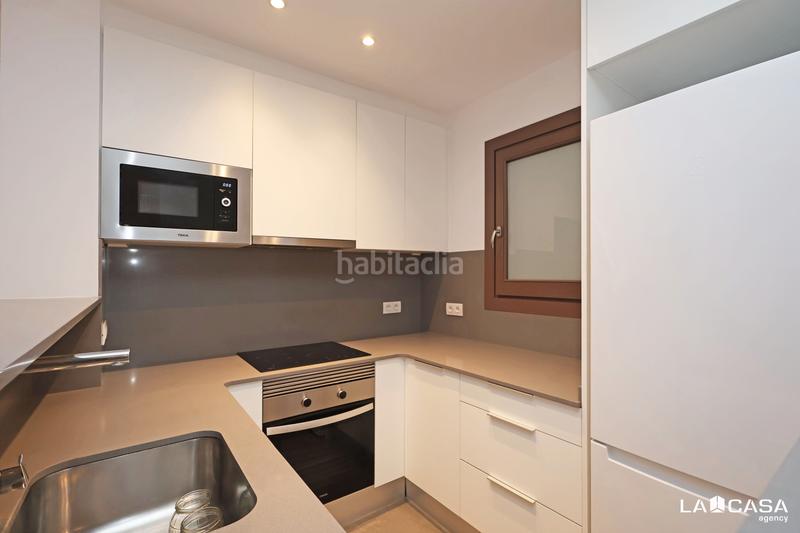 Foto ce185f75-782e-4f7e-b2de-ce1b8f872db3. Etagenwohnung in Sant Antoni Barcelona