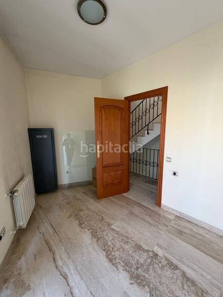 Foto 5e9581a6-f4e5-4d3b-bb36-80d8e87441d2. Casa con riscaldamento parcheggio in Can Tintorer-Can Tries Gavà