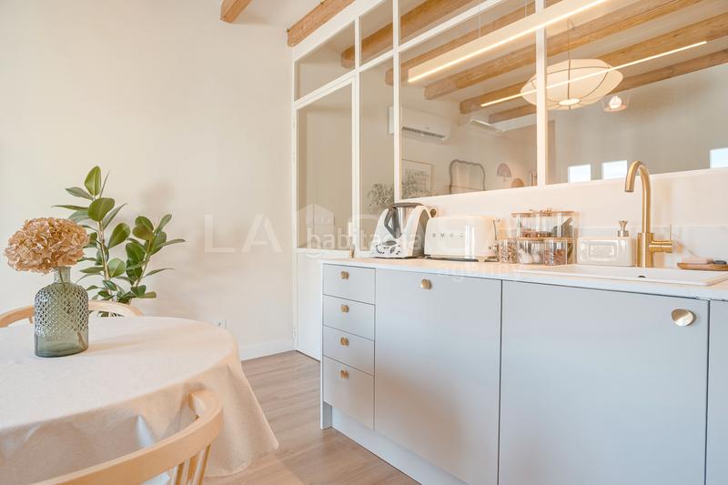 Foto e6a2d181-bd87-403e-a193-06fe3f6863aa. Flat in Vila de Gràcia Barcelona