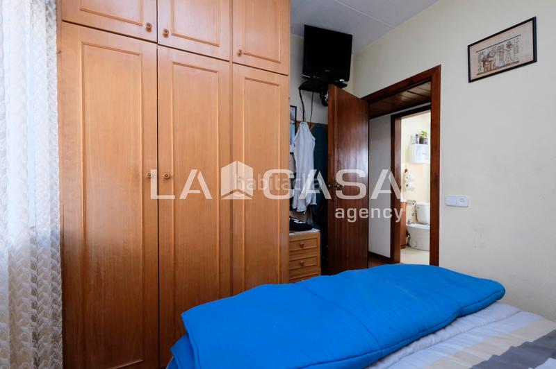 Foto 2a5a9eb2-4229-46c3-a44a-3cb13b79d6a7. Pis amb calefacció a Vilapicina - Torre Llobeta Barcelona