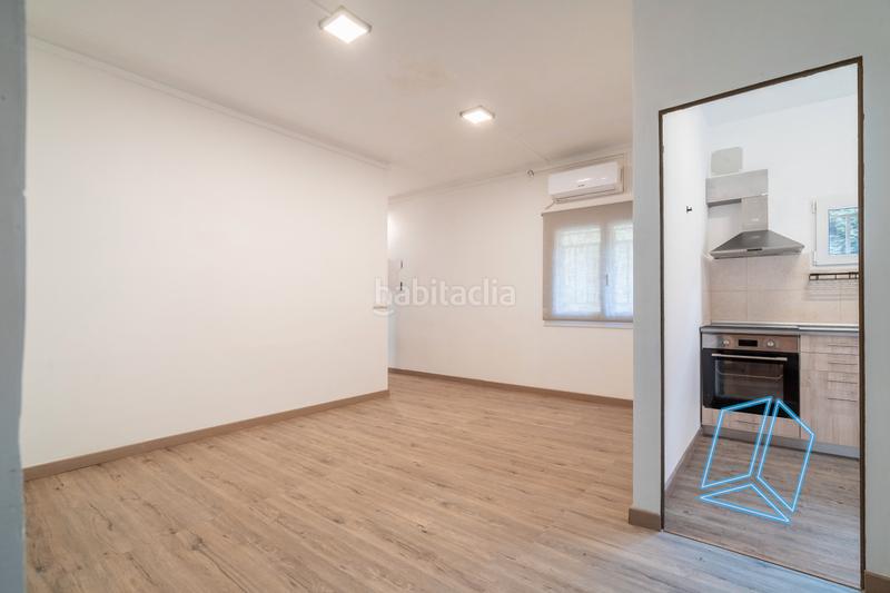 Foto 4ec31f41-d536-4ec7-aa19-d375e9c437f1. Flat with heating in Sant Genís dels Agudells Barcelona