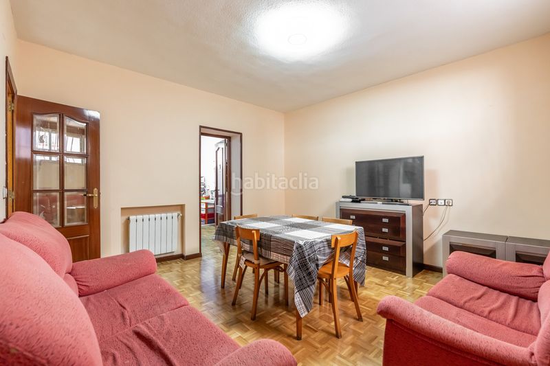 Foto dea0d83a-5697-400f-b137-3d96881c4a10. Pis amb calefacció a Palomeras Bajas Madrid
