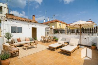 Doppelhaus  Passatge agustina d'aragó