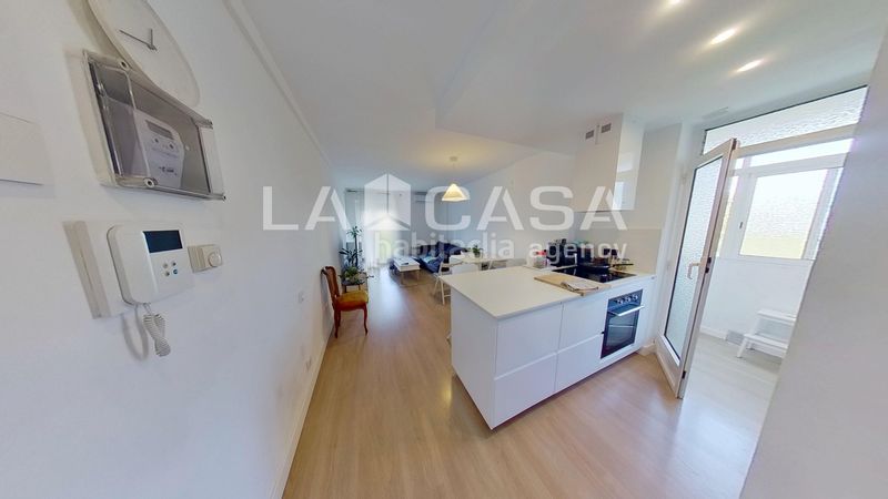 Foto cba866cd-ef0d-4016-8ba6-d47966fee45f. Pis a La Verneda - La Pau Barcelona