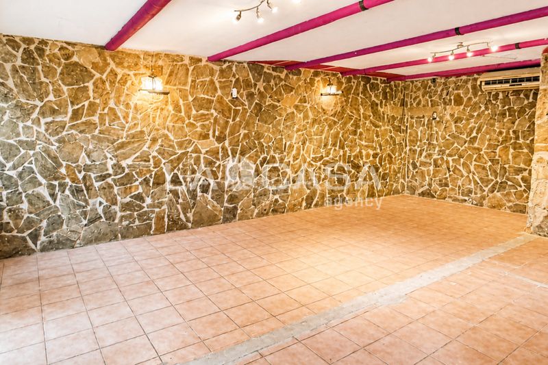 Foto 747368d2-dcef-4c30-adb1-6d94e4856417. Local comercial oportunidad de adquirir local comercial en la zona de La Mina, , en Sant Adrià de Besòs