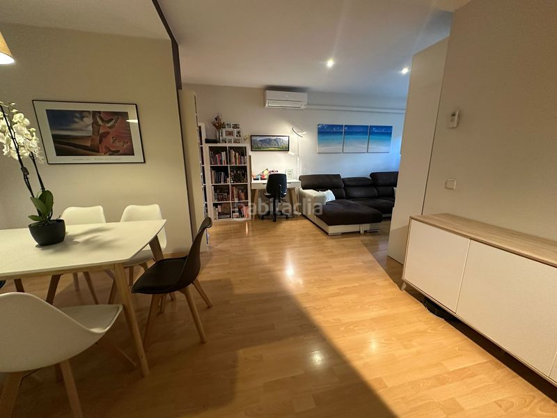 Foto 05648076-a77f-4d7a-bb59-1aee49dc718c. Pis a Sants-Badal Barcelona