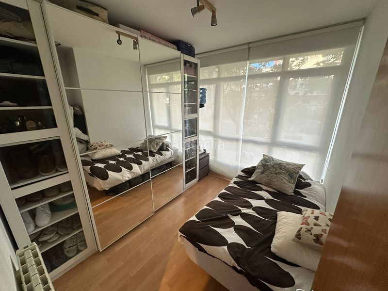 Foto ac64060b-f0fb-4cb6-81d6-86697cb66b08. Pis a Sants-Badal Barcelona