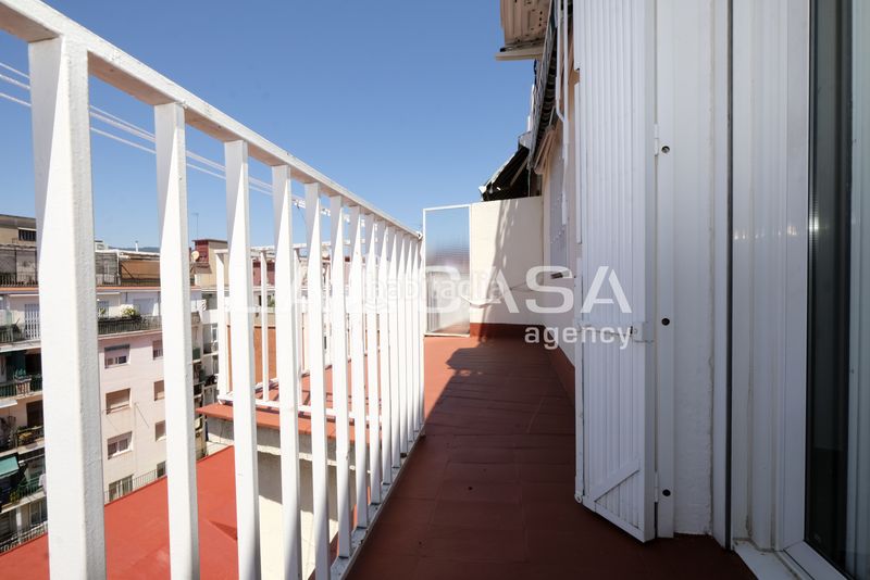 Foto 010a6864-6b4c-4da6-b67d-3af68ead0b9b. Àtic a Vilapicina - Torre Llobeta Barcelona