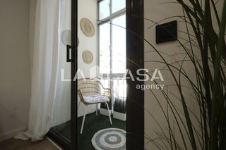Piso  Carrer d'escòcia. Reformado con balcon
