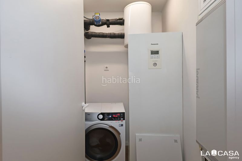 Foto bfd5a743-6b3c-4919-b8de-3059107e584d. Dúplex amb piscina a St. Pere - Sta. Caterina - El Born Barcelona