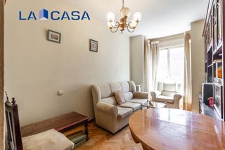 Flat in Calle de Eduardo Requenas