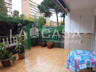Pis  Urbanización vall la zona. Piso con 2 amplias terrazas en santa susanna