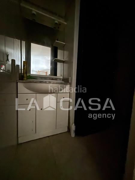 Foto 4696aa66-0057-4cd9-abe3-80d5d49adb76. Local comercial en La Verneda - La Pau Barcelona